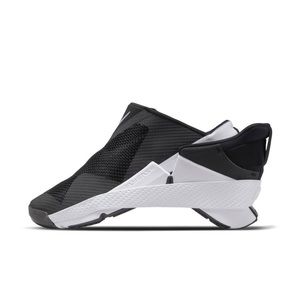 Nike Go Flyease size 9.5 womens and 8 mens